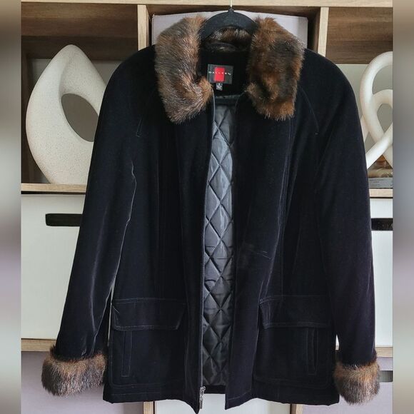 Final Sale 🔥Black GALLERY Jacket with Faux Fur Trim Size Small - Picture 1 of 16